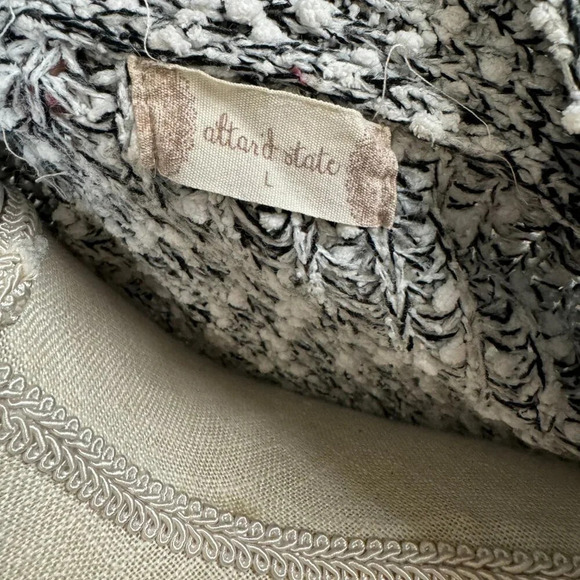 Altar'd State Long Sleeve Open Front Cardigan Sweater With Pockets. Size L - Picture 3 of 7